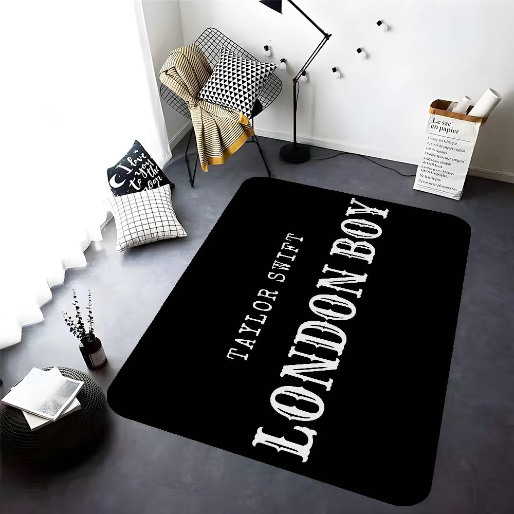 Классический коврик с логотипо – обзор и цена Home Decor London